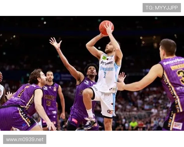 ✅体育直播🏆世界杯直播🏀NBA直播⚽黑龙江鸡西警方通报“私家车追尾客车”事故：12人受伤，均无生命危险sports
